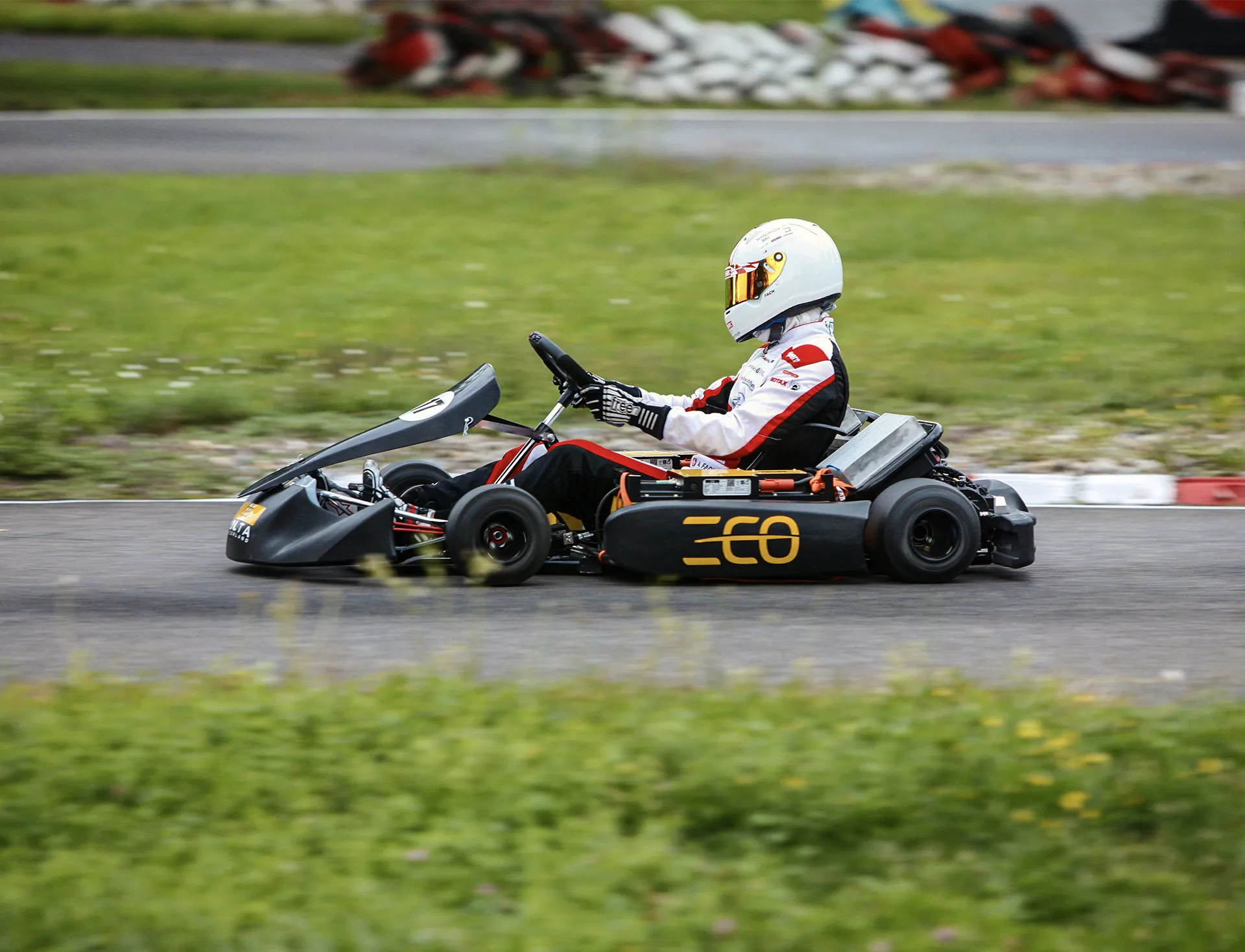 Go-kart elettrico in pista